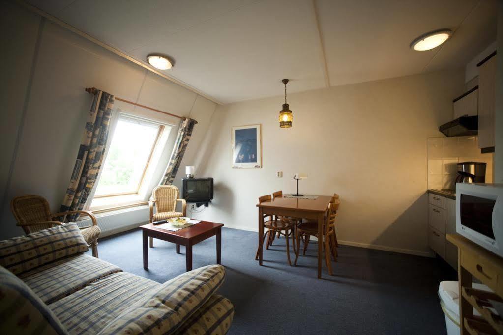 Hanzehuis Appartementen Stavoren Extérieur photo